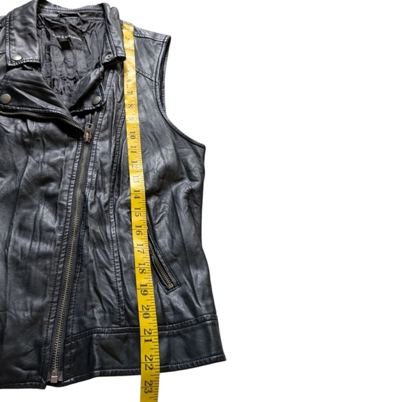 ROCK & REPUBLIC Moto Vest Grunge 90s Goth Rocker Women L Vegan Leather Black - Picture 13 of 13